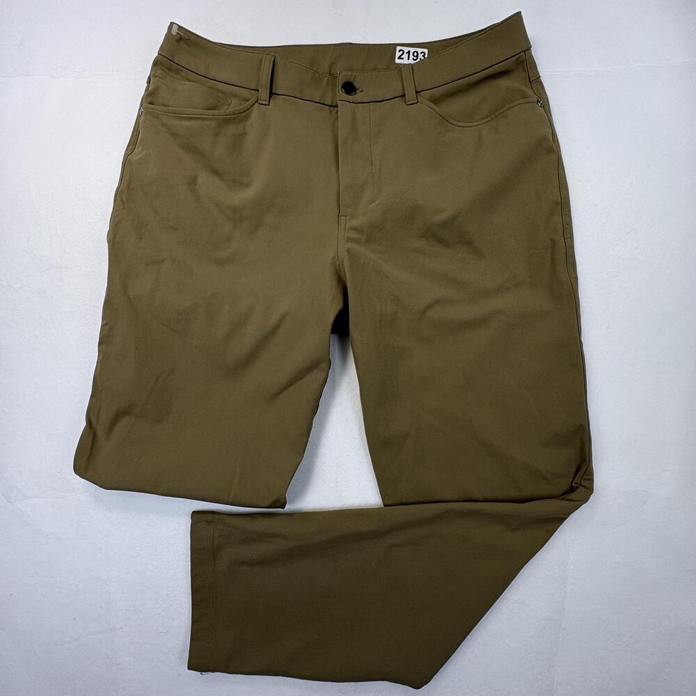 Lululemon ABC Pants Mens 33x30 Beige Microfiber 5 Pocket Tech Casual Performance